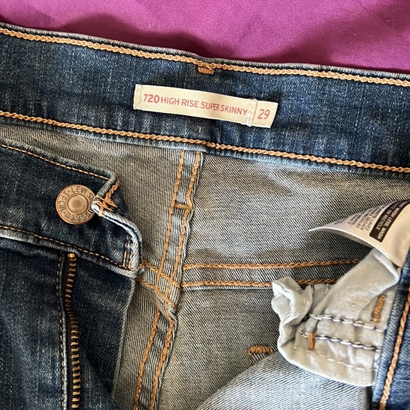 Levi’s - Picture 4 of 5